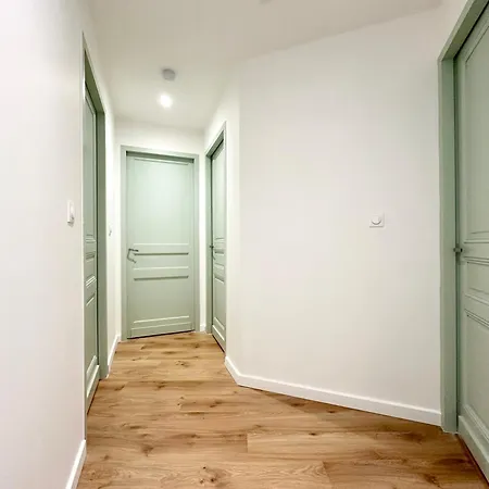 L'imperial - Jardin & Parking Villa